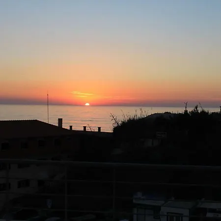 With Breathtaking View Praia da Lourinha