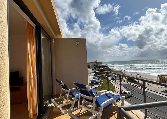 With Breathtaking View Praia da Lourinha