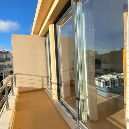 Апартаменты With Breathtaking View Praia da Lourinha